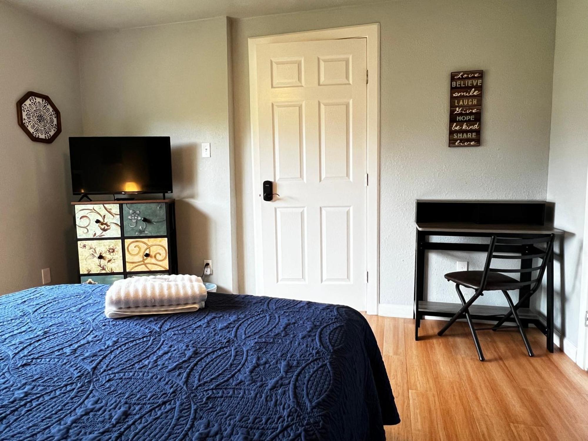 Boho Bliss- Cozy Private Room 2 Miles From Alamodome! San Antonio Dış mekan fotoğraf