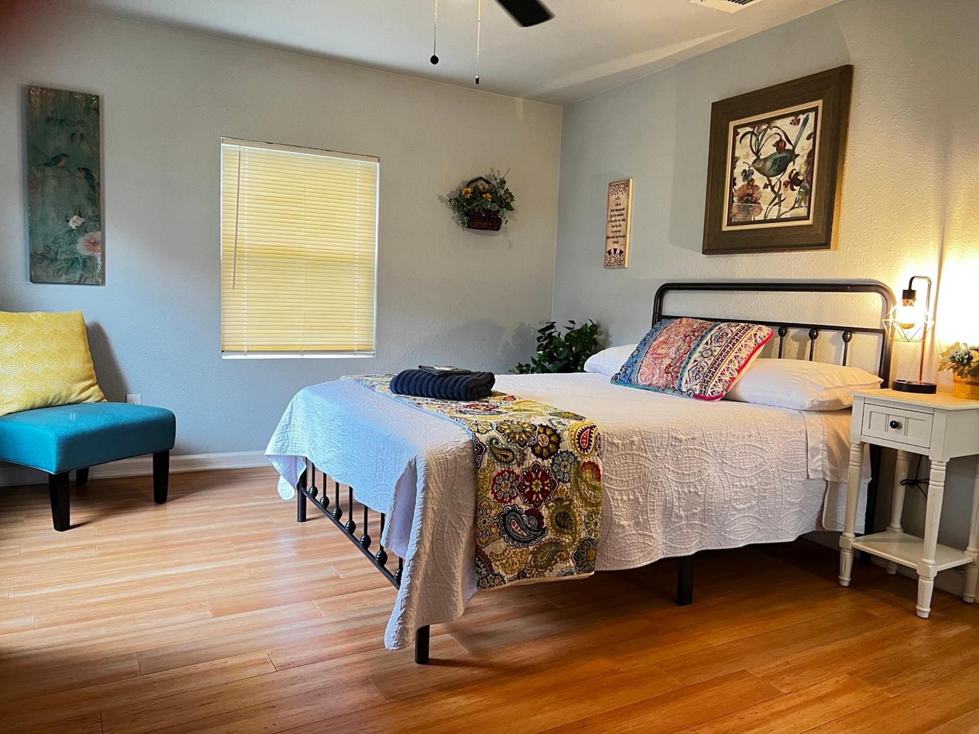 Boho Bliss- Cozy Private Room 2 Miles From Alamodome! San Antonio Dış mekan fotoğraf